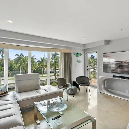 Isle Of Venice Residence And Marina Fort Lauderdale Exterior photo