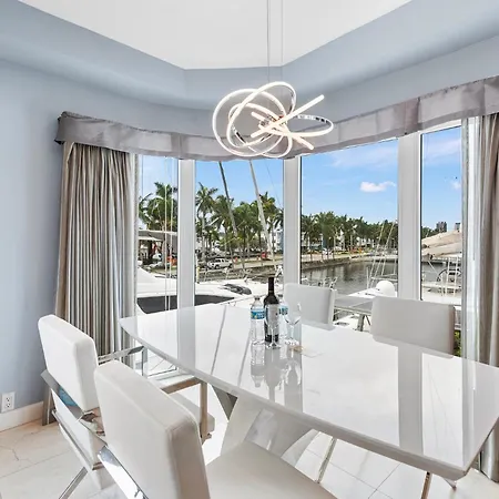 Isle Of Venice Residence And Marina Fort Lauderdale Exterior photo