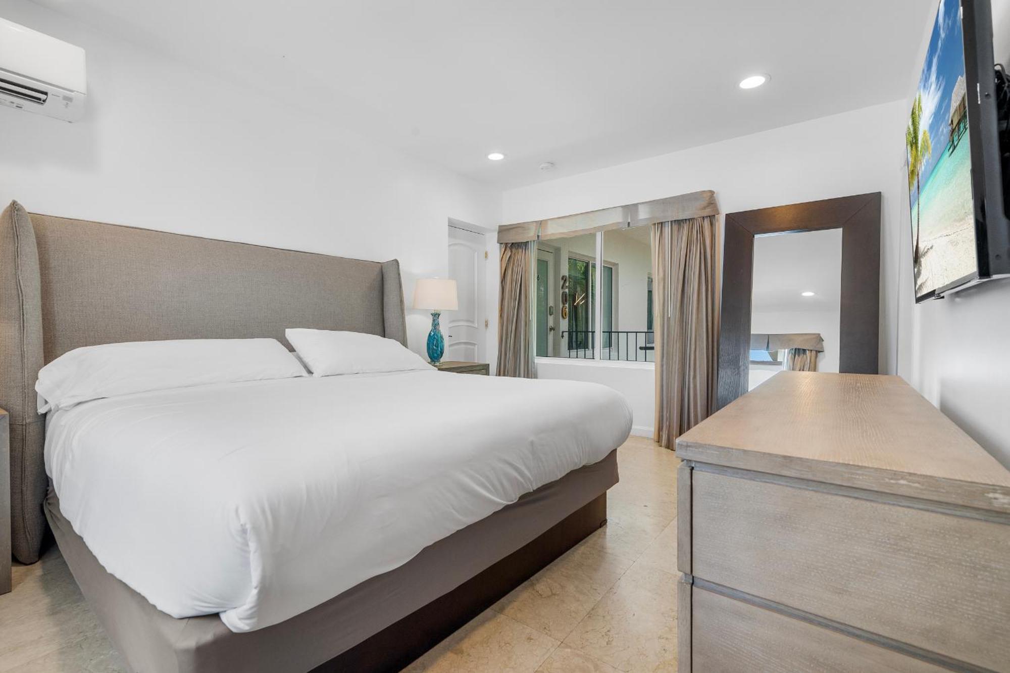 Aparthotel Isle Of Venice And Marina *